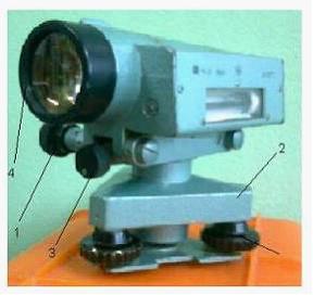 Изображение вопроса При выполнении точного наведения зрительной трубы ...