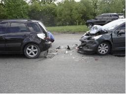 Изображение вопроса На трассе Пермь–Екатеринбург столкнулись два...