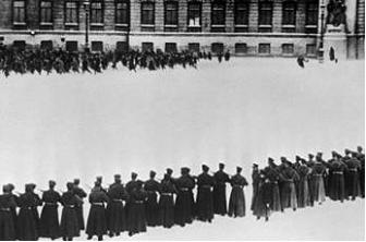 Изображение вопроса Из дневника А. В. Богданович:
«Господи! В э...